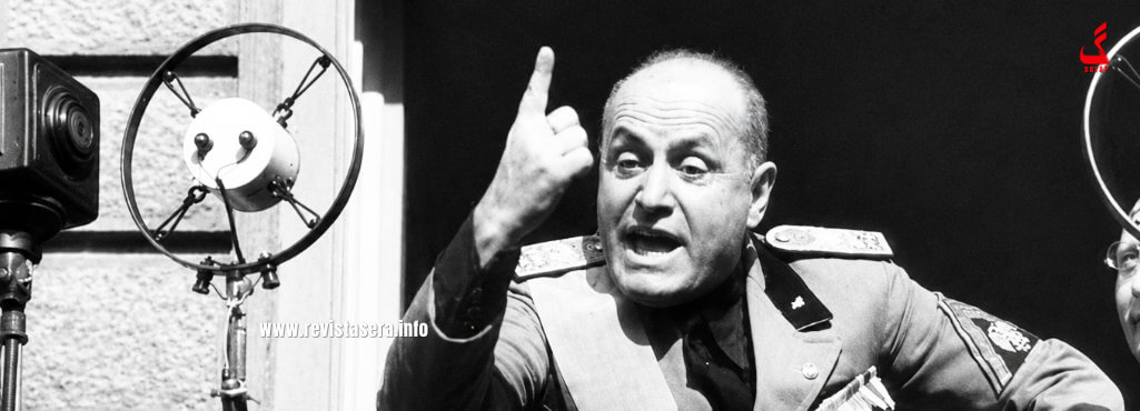 Mussolini e o microfone